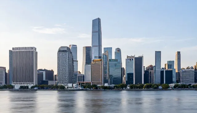 成本控制与数据安全:两种做法的实际取舍